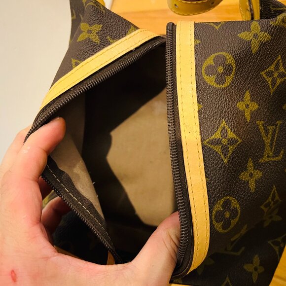 Louis Vuitton Toiletry or Shoe Bag - Picture 2 of 16